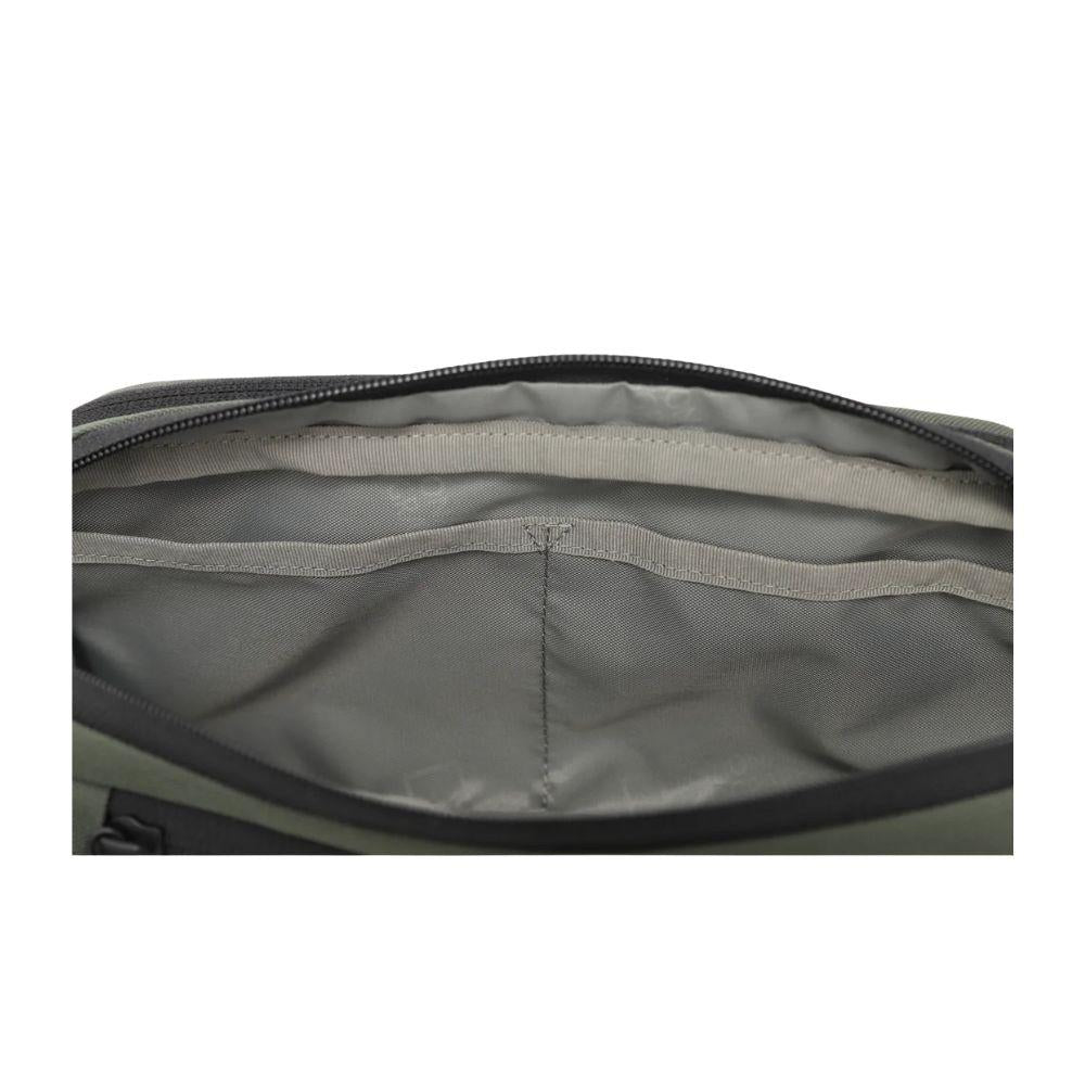 NATGEO BURT HIP SACK กระเป๋าคาดเอวสำหรับทั้งผู้ชายและผู้หญิง - Rev Online