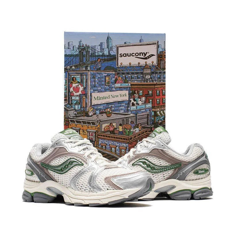SAUCONY - PROGRID TRIUMPH 4 Unisex - Rev Online